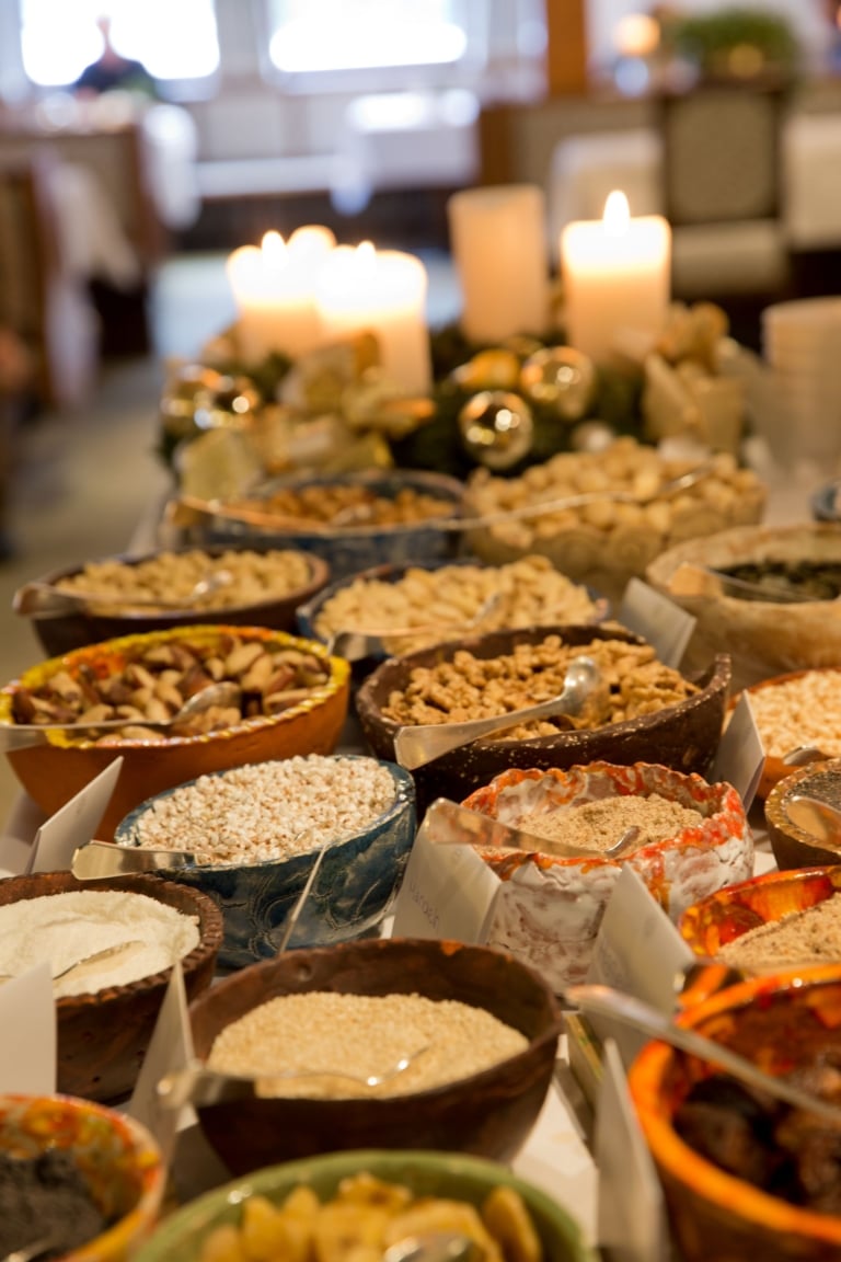 Auswahl beim Frühstücksbuffet im Restaurant der Sonnenburg in Lech am Arlberg